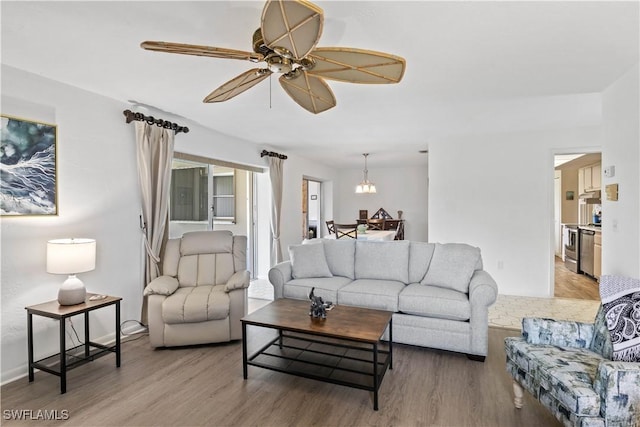 5549 Boynton Ln, Fort Myers, FL 33919 - photo 7