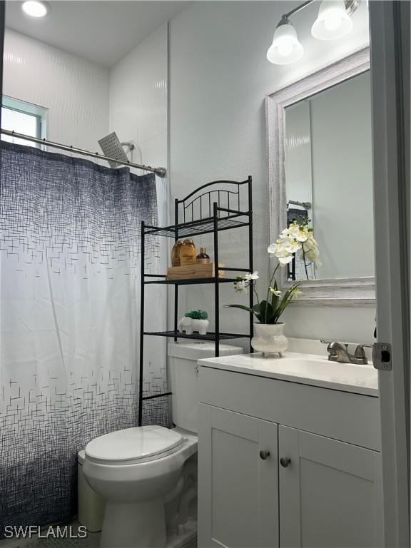 233 Baize Ave S, Lehigh Acres, FL 33974 - full bath featuring curtained shower and vanity