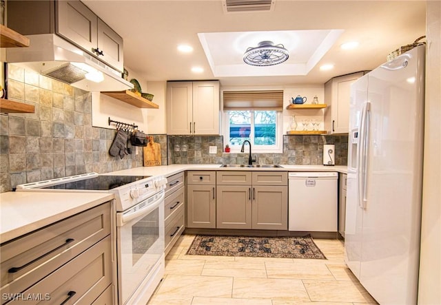 2079 Barkeley Ln Unit 8, Fort Myers, FL 33907 - photo 7