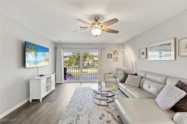 185 Palm Dr Unit 18H, Naples, FL 34112 - photo 2