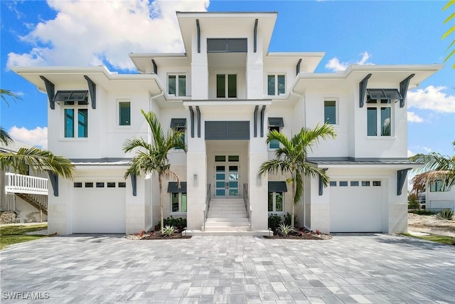 273 Trade Winds Ave, Naples, FL 34108 - photo 1