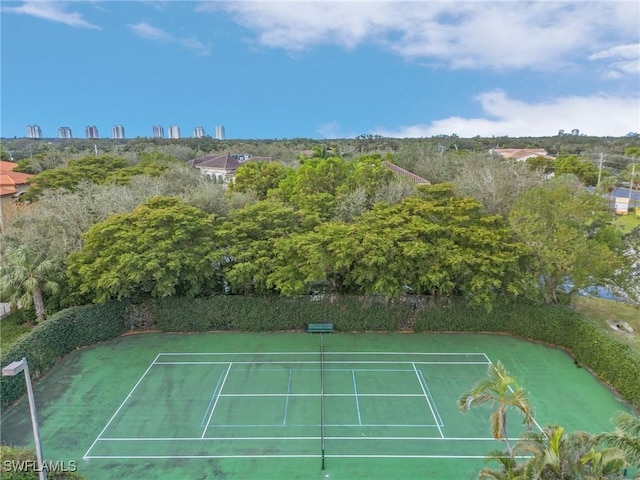 8950 Colonnades Ct E Unit 817, Bonita Springs, FL 34135 - view of tennis court