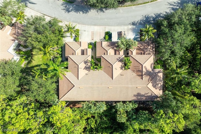 1732 Tarpon Bay Dr S Unit 203, Naples, FL 34119 - photo 27