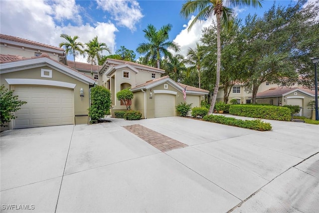 1732 Tarpon Bay Dr S Unit 203, Naples, FL 34119 - photo 2