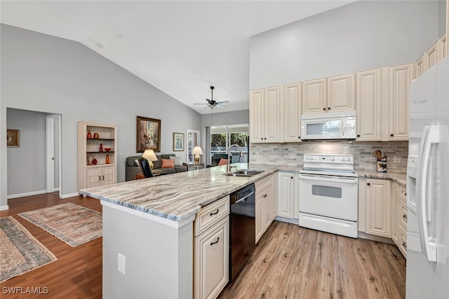 6765 Huntington Lakes Cir Unit 201, Naples, FL 34119 - photo 4