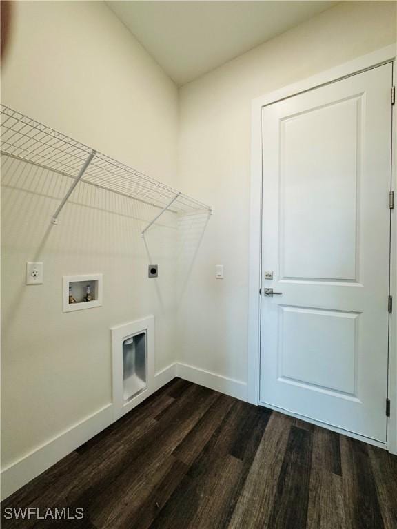 1062 Jay Ct, Labelle, FL 33935 - washroom with electric dryer hookup, dark wood-type flooring, baseboards, and washer hookup