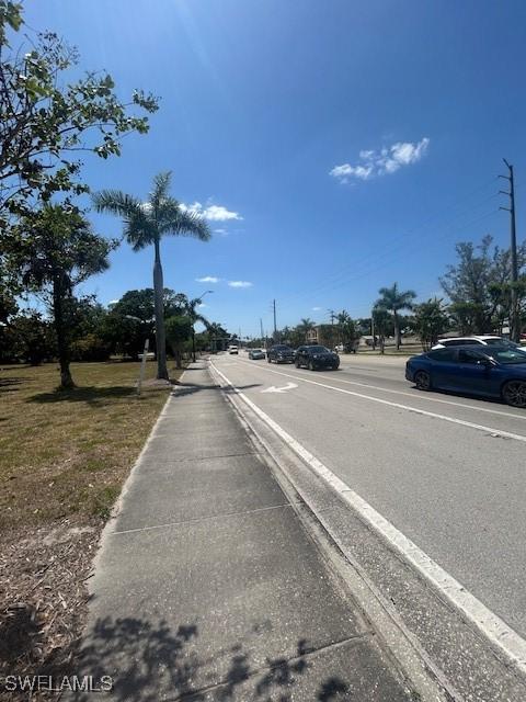 2756 Dr Martin Luther King Jr Blvd, Fort Myers, FL 33916 - photo 3