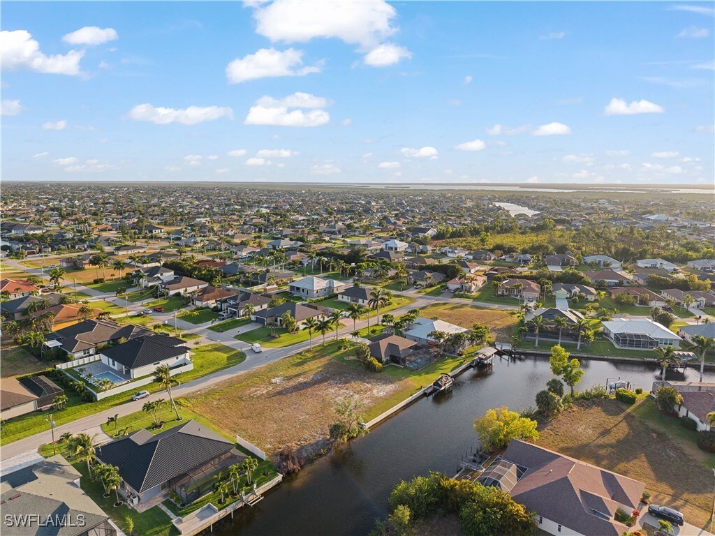 2337 SW 28th Ter, Cape Coral, FL 33914 - photo 4