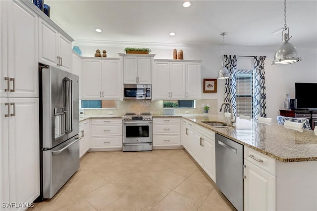 3475 Pacific Dr, Naples, FL 34119 - photo 4