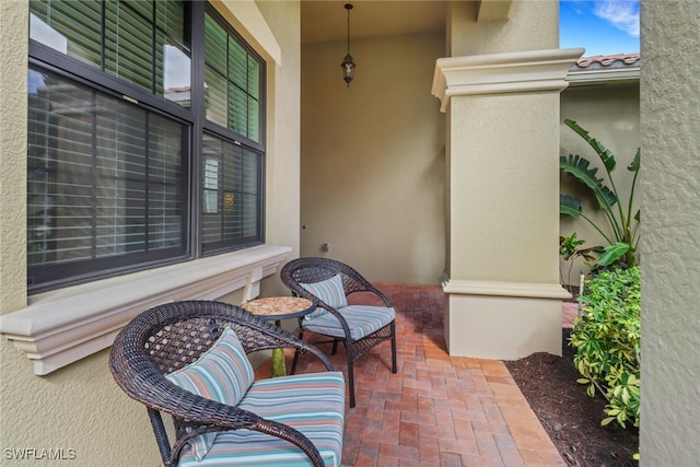 3475 Pacific Dr, Naples, FL 34119 - photo 2