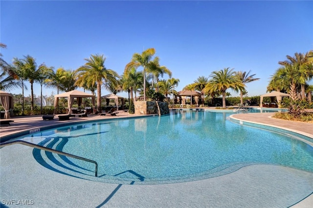 3475 Pacific Dr, Naples, FL 34119 - photo 30