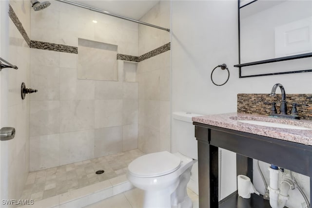 2940 14th Ave SE, Naples, FL 34117 - bathroom with a tile shower and vanity