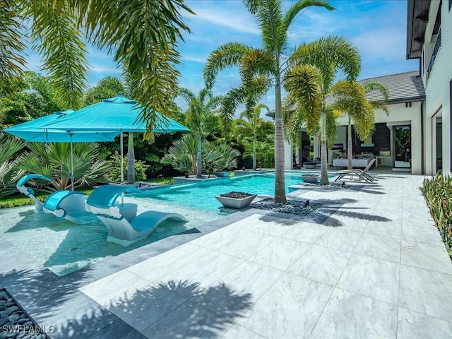 882 Cassena Rd, Naples, FL 34108 - photo 39