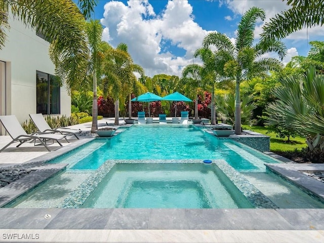 882 Cassena Rd, Naples, FL 34108 - photo 38