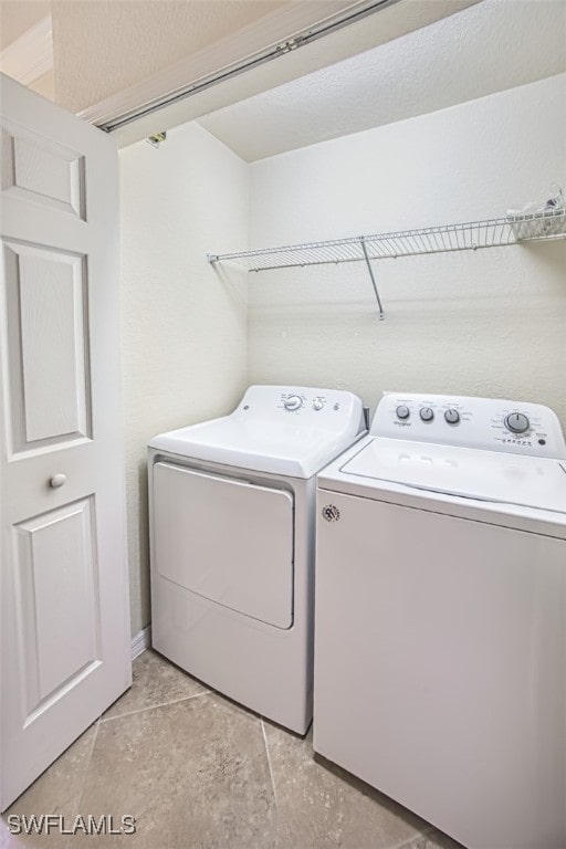 13751 Julias Way Unit 414, Fort Myers, FL 33919 - laundry area featuring washer and dryer