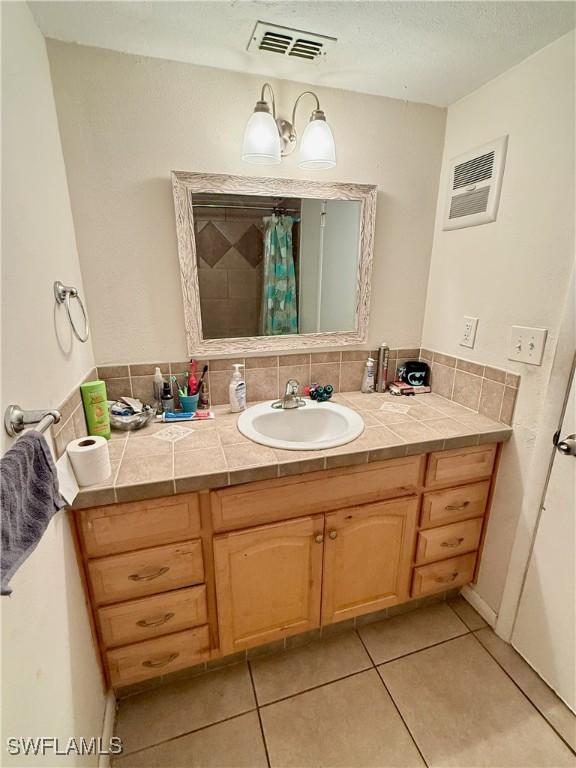 320 Hollywood St, Lehigh Acres, FL 33936 - photo 30
