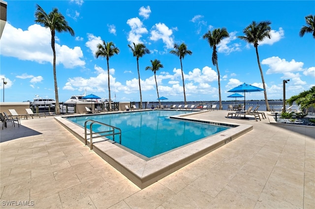 1920 Virginia Ave Unit 102, Fort Myers, FL 33901 - community pool featuring a patio