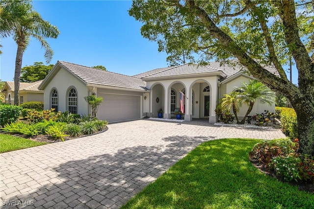 6576 Chestnut Cir, Naples, FL 34109 - photo 9