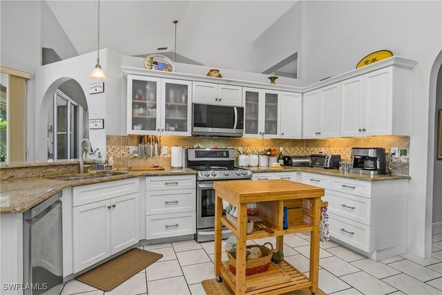 6576 Chestnut Cir, Naples, FL 34109 - photo 27