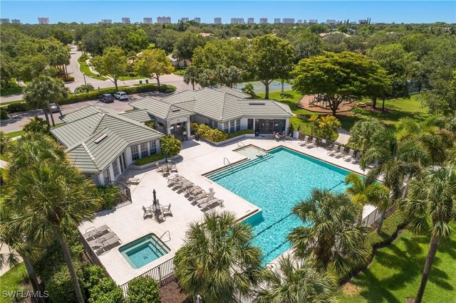 6576 Chestnut Cir, Naples, FL 34109 - photo 47