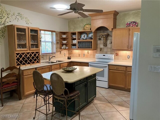 28060 Palmas Grandes Ln Unit 205, Bonita Springs, FL 34135 - photo 2