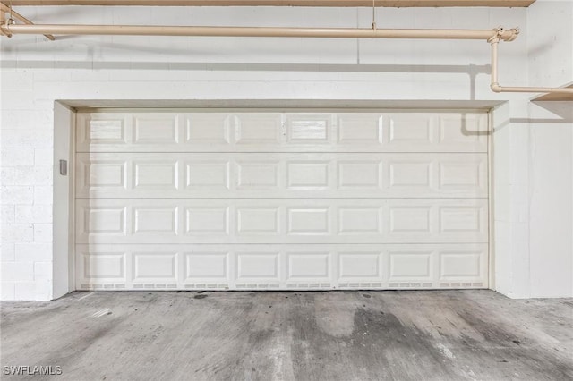 11600 Court Of Palms Unit 301, Fort Myers, FL 33908 - view of garage