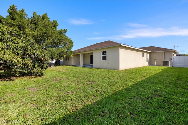 1226 SW 15th Ter, Cape Coral, FL 33991 - rear view of property featuring stucco siding