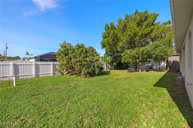 1226 SW 15th Ter, Cape Coral, FL 33991 - view of fenced backyard
