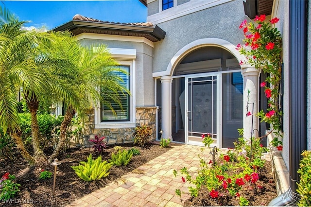 14001 Hawks Eye Ct, Estero, FL 33928 - photo 2
