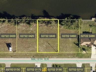 329 NW 19th Ter, Cape Coral, FL 33993 - photo 2