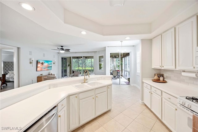 1786 Tarpon Bay Dr S Unit 102, Naples, FL 34119 - photo 6