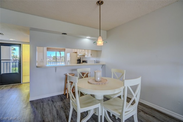 21440 Bay Village Dr Unit 122, Fort Myers Beach, FL 33931 - photo 2