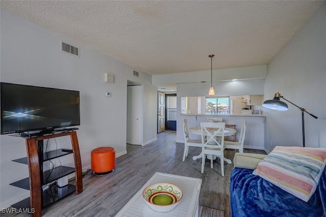 21440 Bay Village Dr Unit 122, Fort Myers Beach, FL 33931 - photo 3