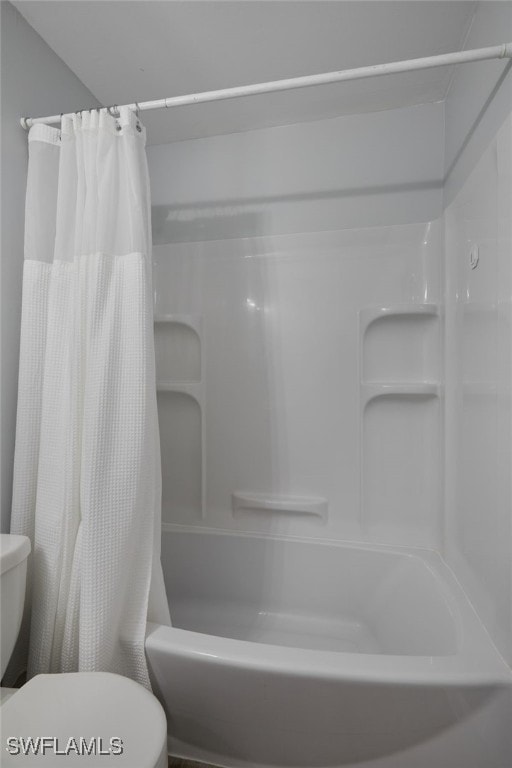 3297 Royal Canadian Trce Unit 2, Fort Myers, FL 33907 - bathroom with toilet and shower / tub combo