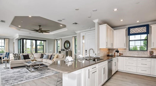 15320 Lucerna St Unit 104, Naples, FL 34114 - photo 3
