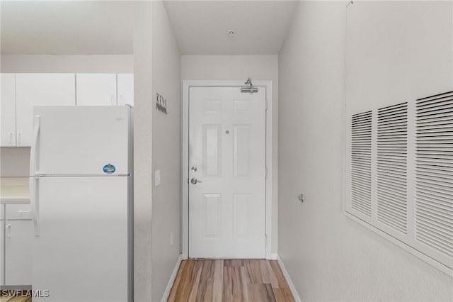 8284 Key Royal Cir Unit 1332, Naples, FL 34119 - photo 5