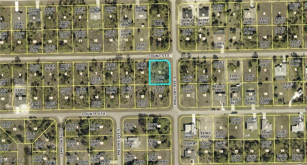 1230 Count St E, Lehigh Acres, FL 33974