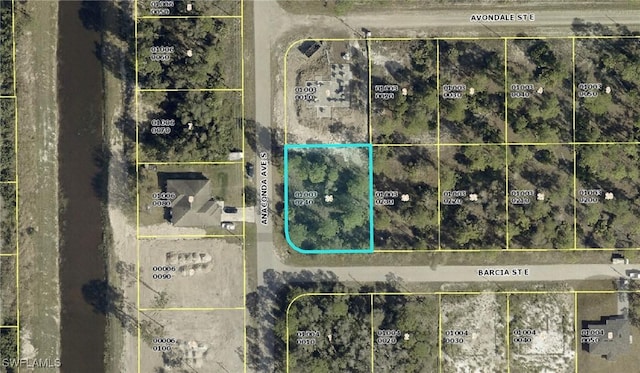 701 Barcia St E, Lehigh Acres, FL 33974