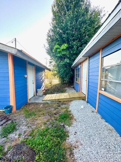 261 Redlin St, North Fort Myers, FL 33903 - view of yard