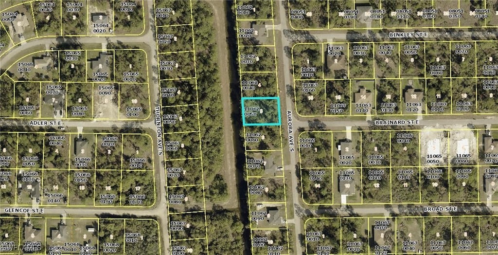 309 Kerrsdale Cir, Lehigh Acres, FL 33974