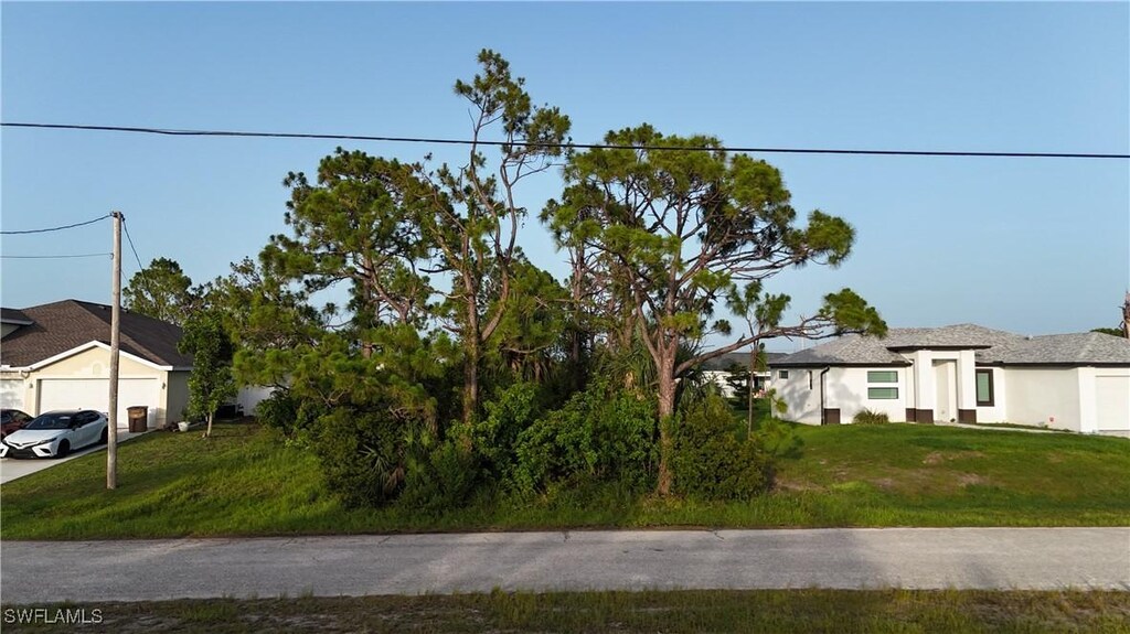409 NW 26th Pl, Cape Coral, FL 33993 - photo 4
