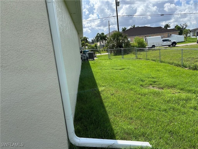 406 SW 25th Pl, Cape Coral, FL 33991 - view of yard