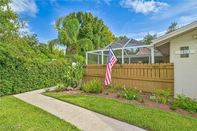5801 Crystal Lake Ln Unit 101, North Fort Myers, FL 33917 - photo 2