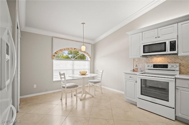 1771 Bermuda Greens Blvd Unit O4, Naples, FL 34110 - photo 16