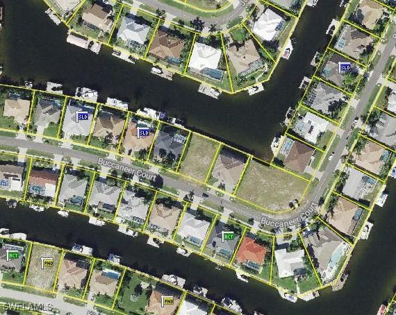 1536 Buccaneer Ct, Marco Island, FL 34145