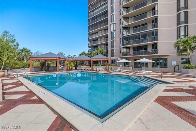 6075 Pelican Bay Blvd Unit 202, Naples, FL 34108 - photo 23