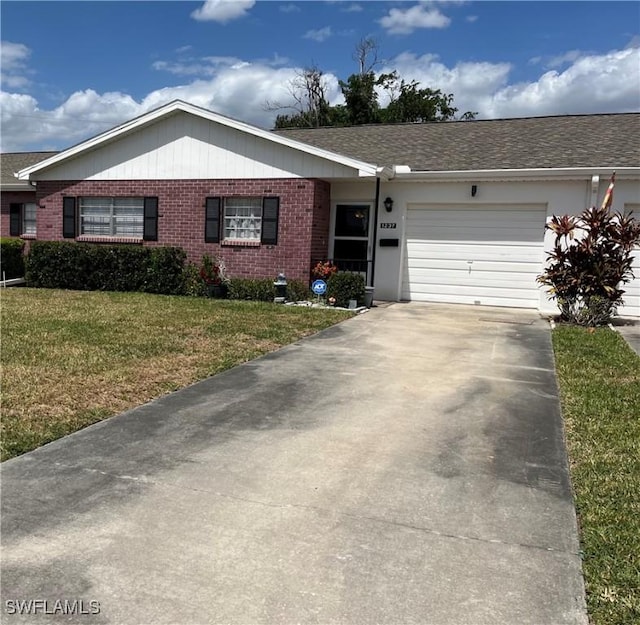 1237 Myerlee Country Club Blvd, Fort Myers, FL 33919 - photo 2