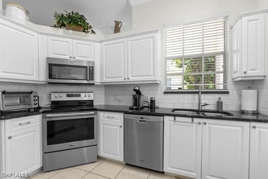 10951 Callaway Greens Ct, Fort Myers, FL 33913 - photo 7