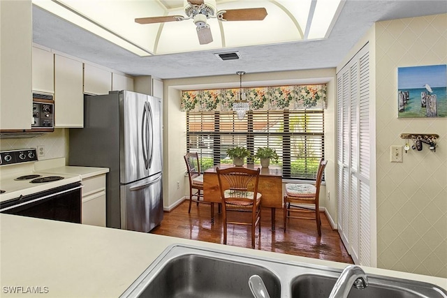 525 Serendipity Dr Unit 525, Naples, FL 34108 - photo 6