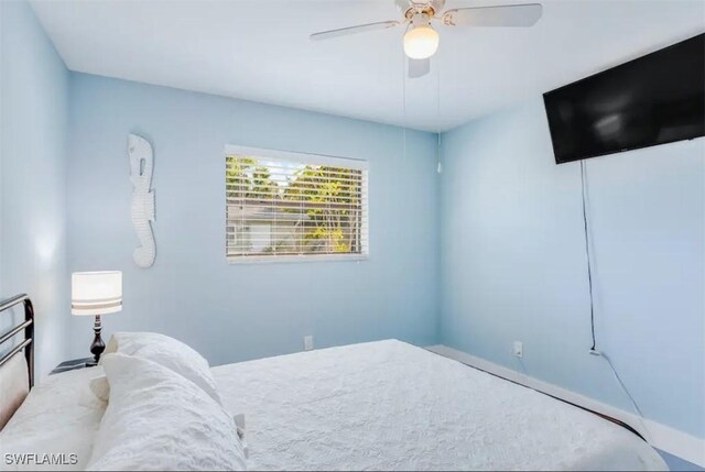 1780 Smugglers Cv, Naples, FL 34112 - photo 32